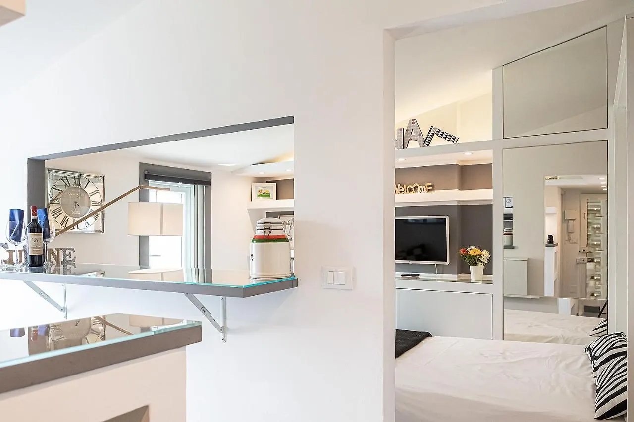 Attichino Loft In Florence Near Station Apartment 0*,